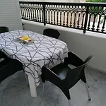 85 Sqm New Panorama Electric Car φωρτησησ Station Aparthotel 4*