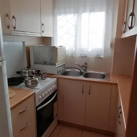 85 Sqm New Panorama Electric Car φωρτησησ Station Aparthotel 4*